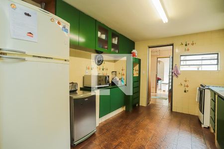 Casa à venda com 280m², 4 quartos e 6 vagasCozinha