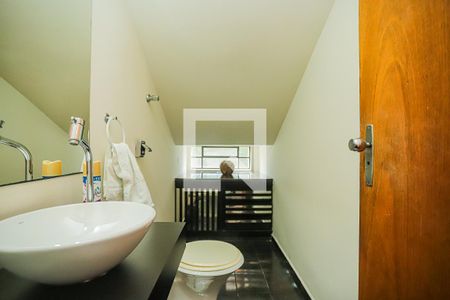 Casa à venda com 280m², 4 quartos e 6 vagasLavabo