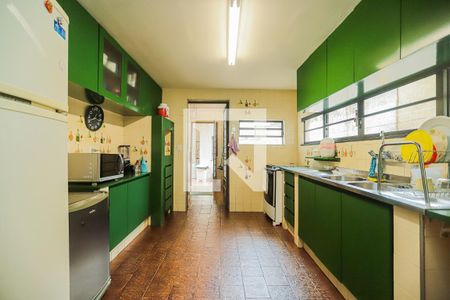 Casa à venda com 280m², 4 quartos e 6 vagasCozinha