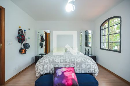 Casa à venda com 280m², 4 quartos e 6 vagasQuarto 1