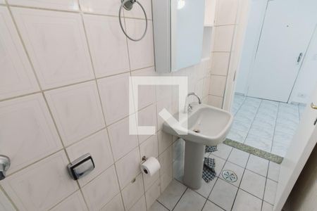 Banheiro de apartamento para alugar com 1 quarto, 30m² em Água Branca, São Paulo
