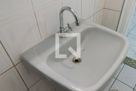 Banheiro Pia de apartamento para alugar com 1 quarto, 30m² em Água Branca, São Paulo