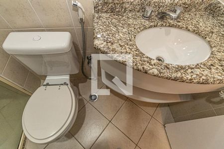 Apartamento para alugar com 40m², 1 quarto e 1 vaga Apartamento para alugar com 40m², 1 quarto e 1 vagaBanheiro da Suíte