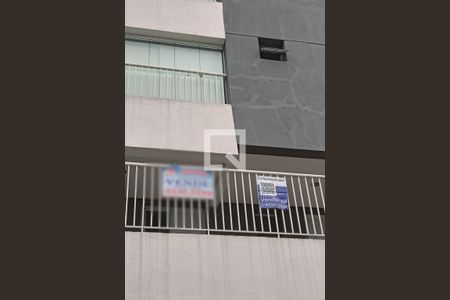 Apartamento à venda com 74m², 3 quartos e 2 vagas Apartamento à venda com 74m², 3 quartos e 2 vagasFachada