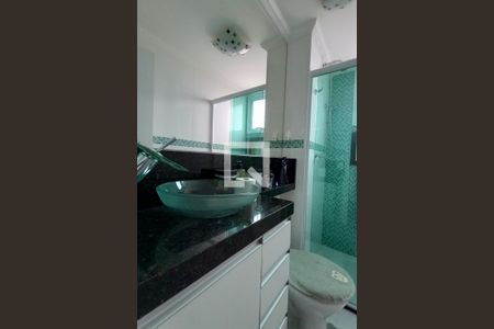 Apartamento à venda com 74m², 3 quartos e 2 vagas Apartamento à venda com 74m², 3 quartos e 2 vagasBanheiro 2 - Social