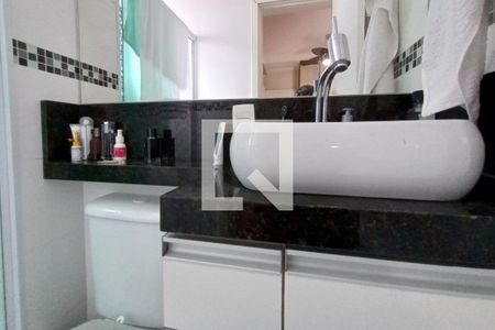 Apartamento à venda com 74m², 3 quartos e 2 vagas Apartamento à venda com 74m², 3 quartos e 2 vagasBanheiro 1 - Suíte