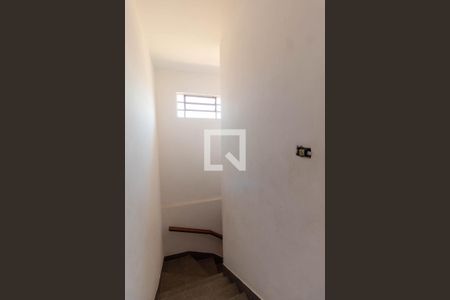 Escada de casa à venda com 3 quartos, 150m² em Vila Guilhermina, São Paulo