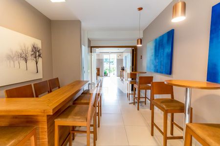 Apartamento para alugar com 65m², 3 quartos e 1 vagaÁrea Comum - Salão de Festas