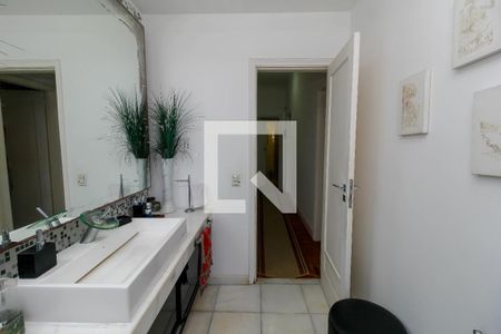 Apartamento para alugar com 113m², 3 quartos e 1 vaga Apartamento para alugar com 113m², 3 quartos e 1 vagaBanheiro Social