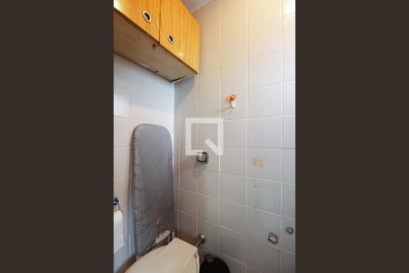 Apartamento à venda com 72m², 2 quartos e 1 vagaBanheiro de serviço 