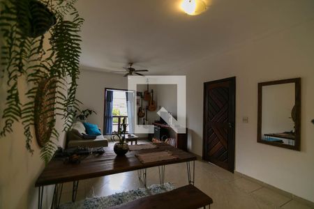 Sala de casa de condomínio à venda com 3 quartos, 157m² em Parque Monte Alegre, Taboão da Serra