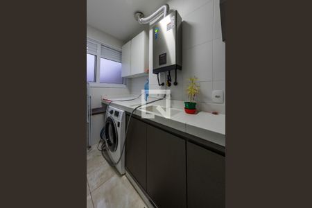 Apartamento à venda com 65m², 2 quartos e 1 vagaÁrea de Serviço