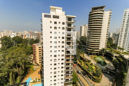 Apartamento à venda com 130m², 3 quartos e 3 vagasVista do Quarto 1