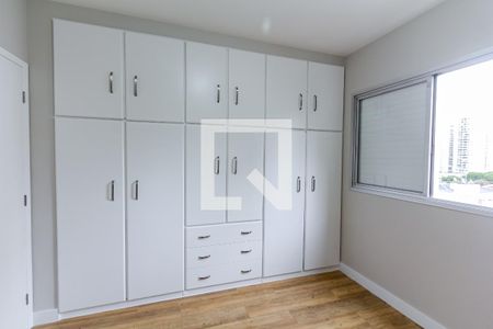 Quarto 1 de apartamento à venda com 2 quartos, 63m² em Moema, São Paulo