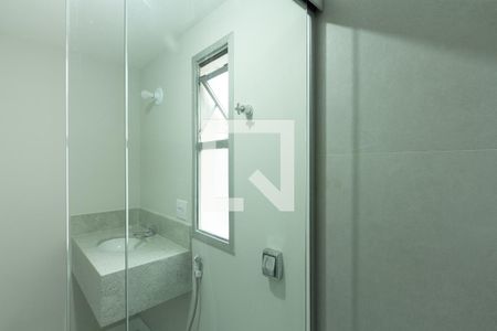 Apartamento à venda com 63m², 2 quartos e 1 vagaBanheiro 