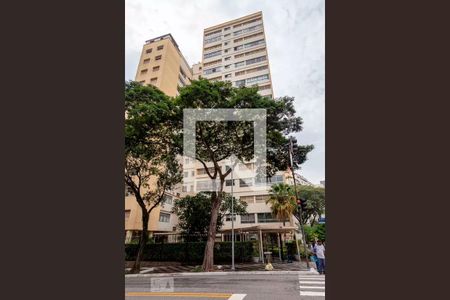 Apartamento à venda com 100m², 3 quartos e sem vaga Apartamento à venda com 100m², 3 quartos e sem vagaFachada