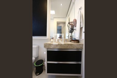 Apartamento à venda com 172m², 3 quartos e 3 vagasBanheiro da Suíte 1