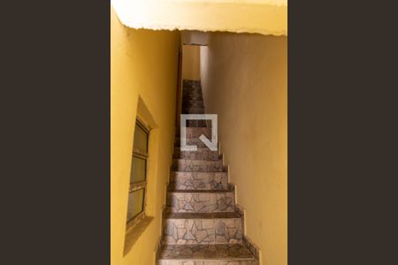 Casa à venda com 200m², 4 quartos e 1 vagaEscada