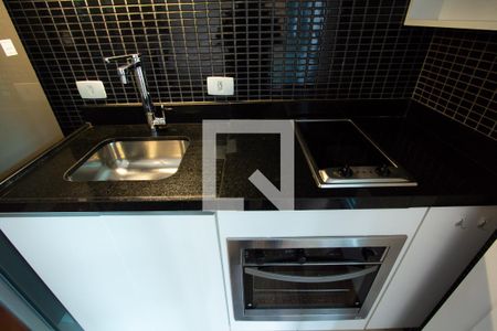 Sala/Cozinha de apartamento à venda com 1 quarto, 43m² em Vila Olímpia, São Paulo