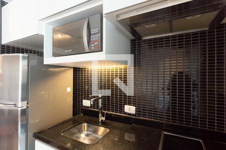 Sala/Cozinha de apartamento à venda com 1 quarto, 43m² em Vila Olímpia, São Paulo