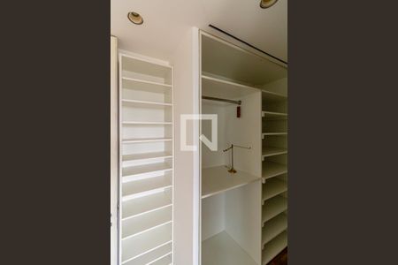 Apartamento à venda com 408m², 3 quartos e 5 vagasQuarto 1 - Suíte Master