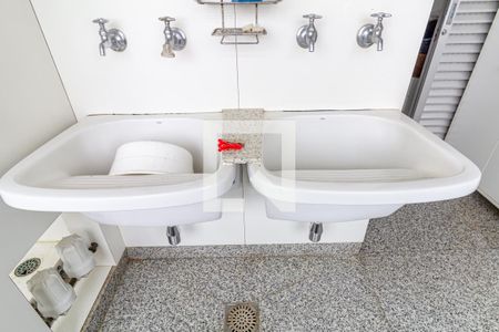 Apartamento à venda com 408m², 3 quartos e 5 vagasLavanderia