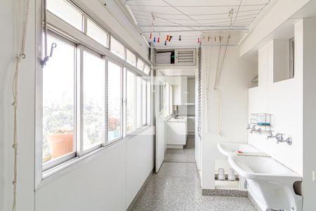 Apartamento à venda com 408m², 3 quartos e 5 vagasLavanderia