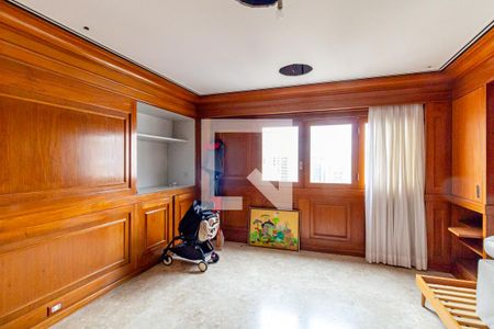 Apartamento à venda com 408m², 3 quartos e 5 vagasQuarto 3