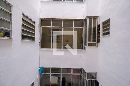 Apartamento à venda com 95m², 3 quartos e 1 vagaÁrea de Serviço Vista