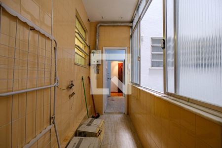 Apartamento à venda com 95m², 3 quartos e 1 vagaÁrea de Serviço