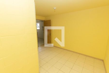 Sala de apartamento à venda com 2 quartos, 42m² em Rubem Berta, Porto Alegre