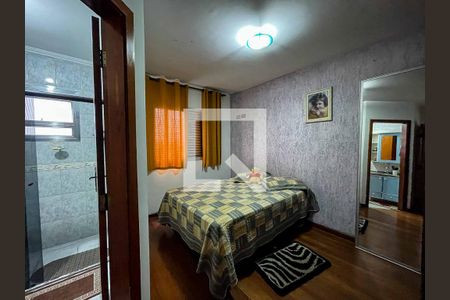 Casa para alugar com 300m², 5 quartos e 5 vagasSuíte 2