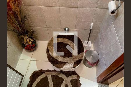Casa para alugar com 300m², 5 quartos e 5 vagasLavabo