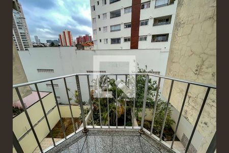 Casa para alugar com 300m², 5 quartos e 5 vagasSacada do Quarto 2