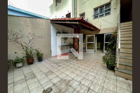 Casa para alugar com 300m², 5 quartos e 5 vagasChurrasqueira