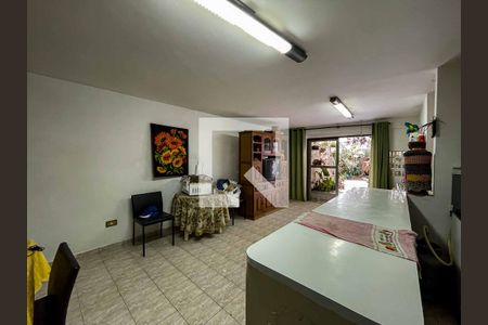 Casa para alugar com 300m², 5 quartos e 5 vagasSala 2