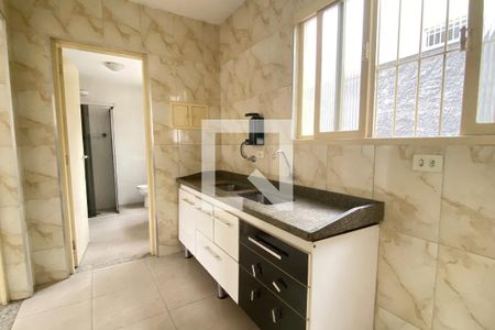 Casa à venda com 240m², 4 quartos e 3 vagasCozinha