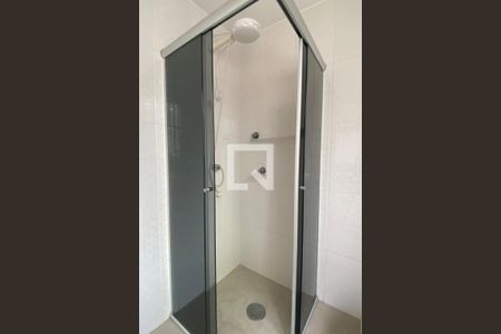 Casa à venda com 240m², 4 quartos e 3 vagasBanheiro 2