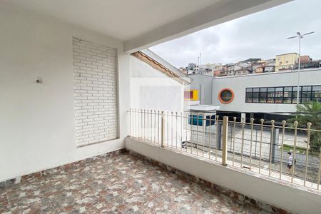 Casa à venda com 240m², 4 quartos e 3 vagasSacada Quarto 1