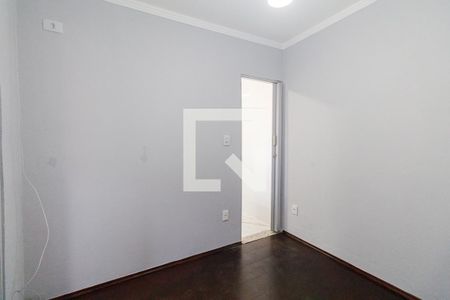 Sala/Quarto de casa para alugar com 1 quarto, 20m² em Chácara Seis de Outubro, São Paulo