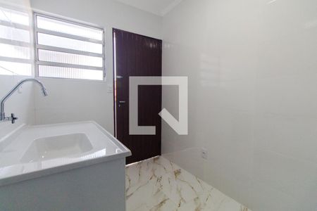 Cozinha de casa para alugar com 1 quarto, 20m² em Chácara Seis de Outubro, São Paulo