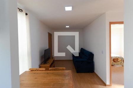 Salas de apartamento à venda com 2 quartos, 41m² em Jardim Esmeraldina, Campinas