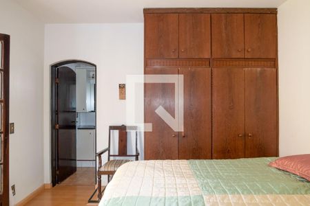 Casa de condomínio para alugar com 16m², 6 quartos e 5 vagasBanheiro da Suíte 2