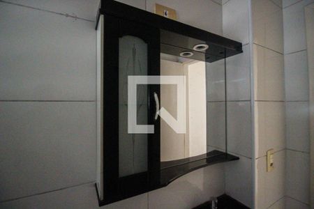 Casa à venda com 98m², 3 quartos e 2 vagas Casa à venda com 98m², 3 quartos e 2 vagasDetalhe Banheiro