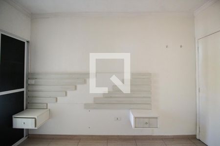 Casa à venda com 98m², 3 quartos e 2 vagas Casa à venda com 98m², 3 quartos e 2 vagasDetalhe Suíte