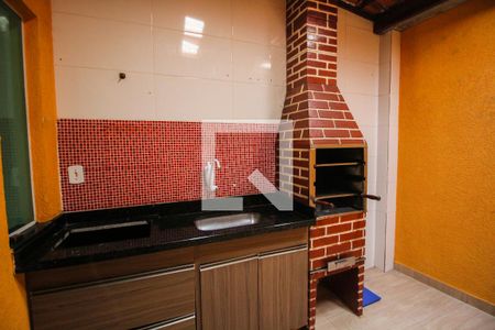 Casa à venda com 98m², 3 quartos e 2 vagas Casa à venda com 98m², 3 quartos e 2 vagasChurrasqueira