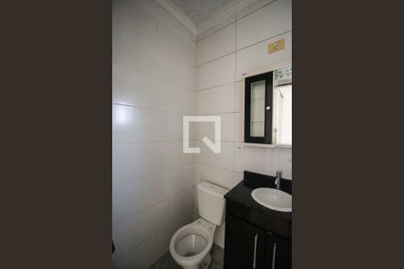 Casa à venda com 98m², 3 quartos e 2 vagas Casa à venda com 98m², 3 quartos e 2 vagasBanheiro da Suíte