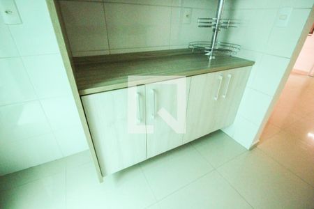 Casa à venda com 98m², 3 quartos e 2 vagas Casa à venda com 98m², 3 quartos e 2 vagasDetalhe Cozinha