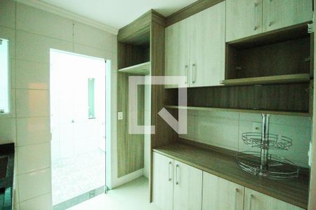 Casa à venda com 98m², 3 quartos e 2 vagas Casa à venda com 98m², 3 quartos e 2 vagasCozinha