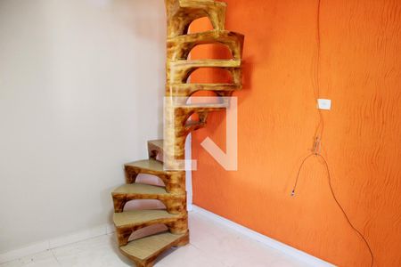 Sala de casa para alugar com 2 quartos, 42m² em Jardim dos Ipês, Itaquaquecetuba